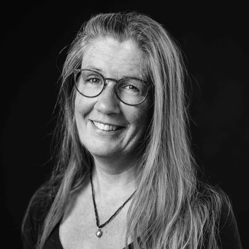 http://www.flongkondi.dk/wp-content/uploads/2023/10/ELKE-LEE-GROeNHOeJ.jpg